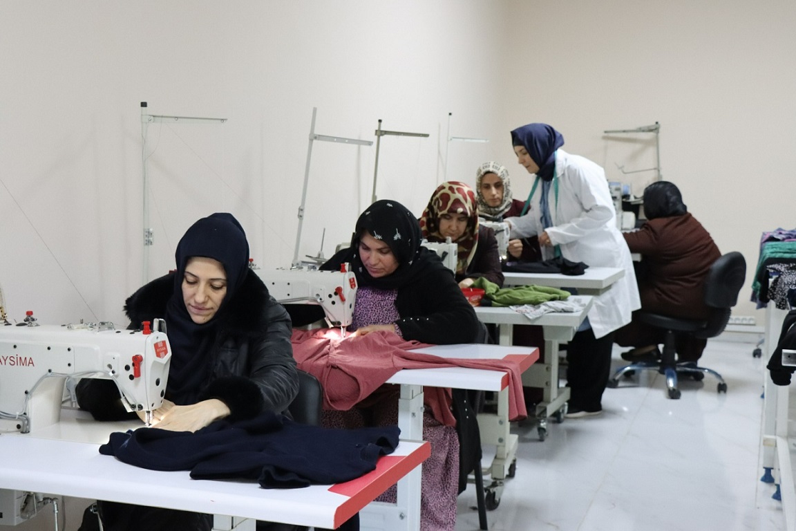 Meslek kurslarına kadınlardan yoğun ilgi