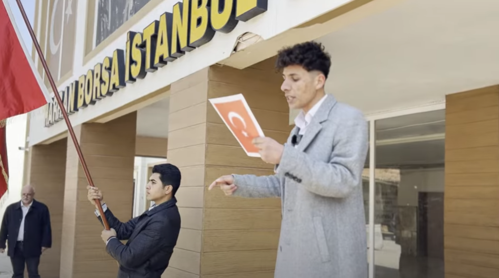 Harran Borsa İstanbul Anadolu Lisesi öğrencisi Ömer Ceylan Türkiye birincisi oldu