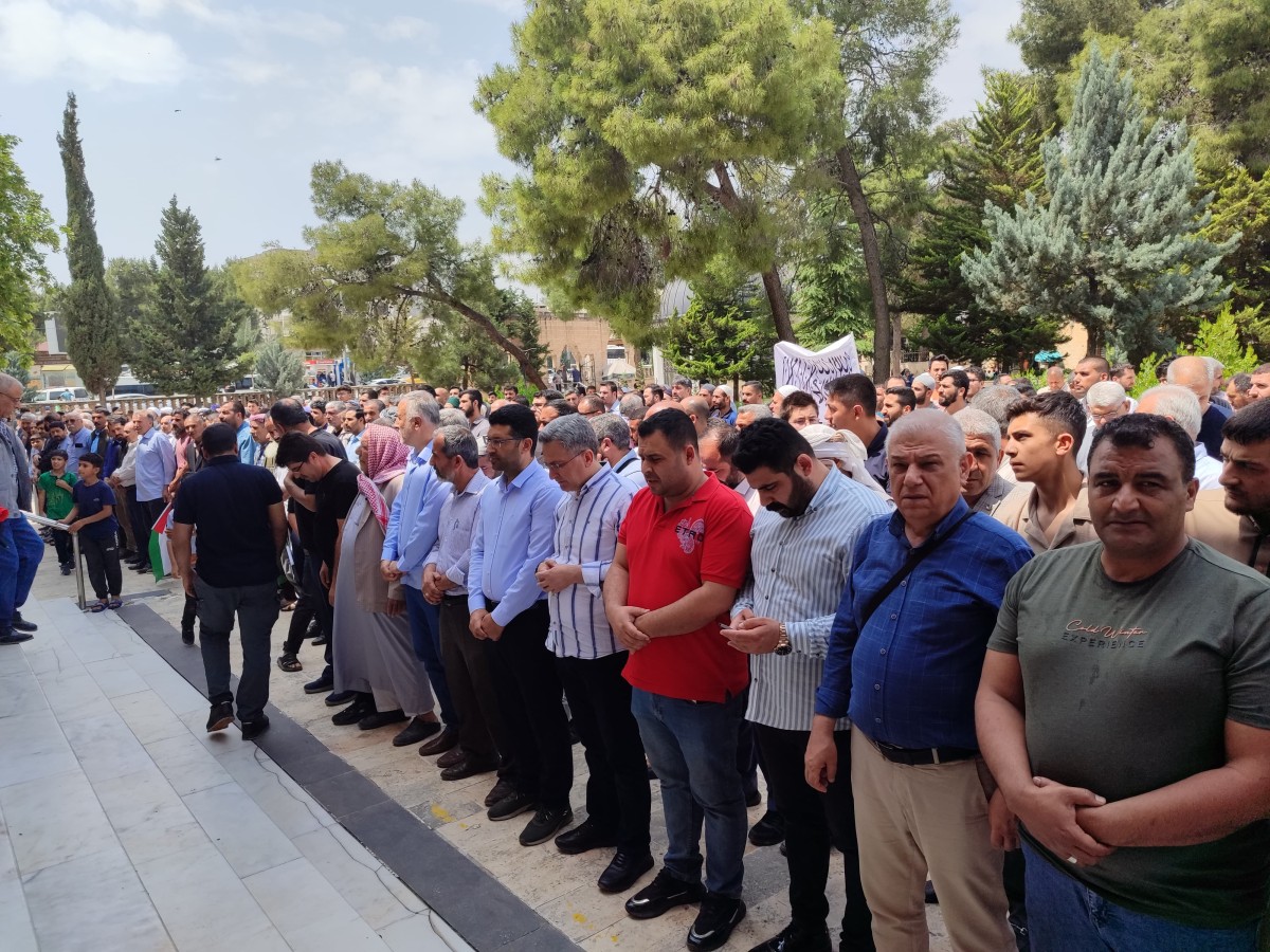 Kudüs şehidi Şanlıurfalı imam için Eyyüp Peygamber Camii'nde gıyabi cenaze namazı