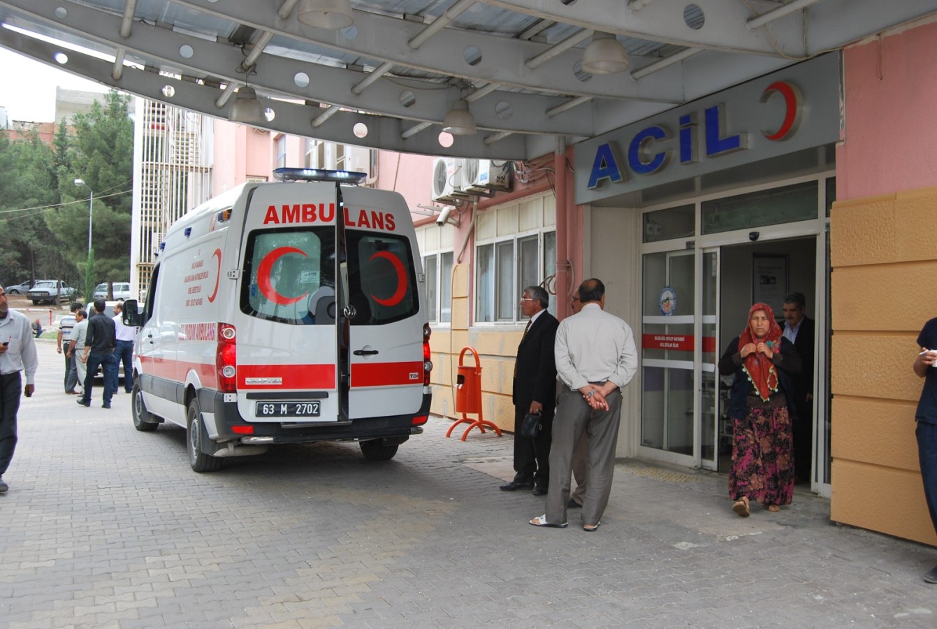 Şanlıurfa’da iş yerine silahlı saldırı, 2 yaralı