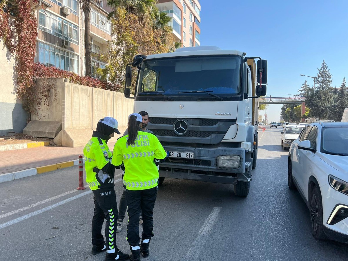 Şanlıurfa’da ağır araçlara sıkı denetim